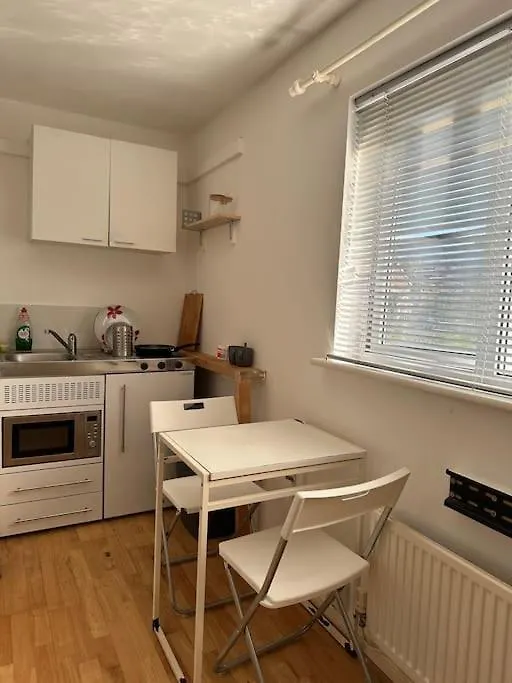 Apartment Flat Close To Leagrave Station Luton Airport